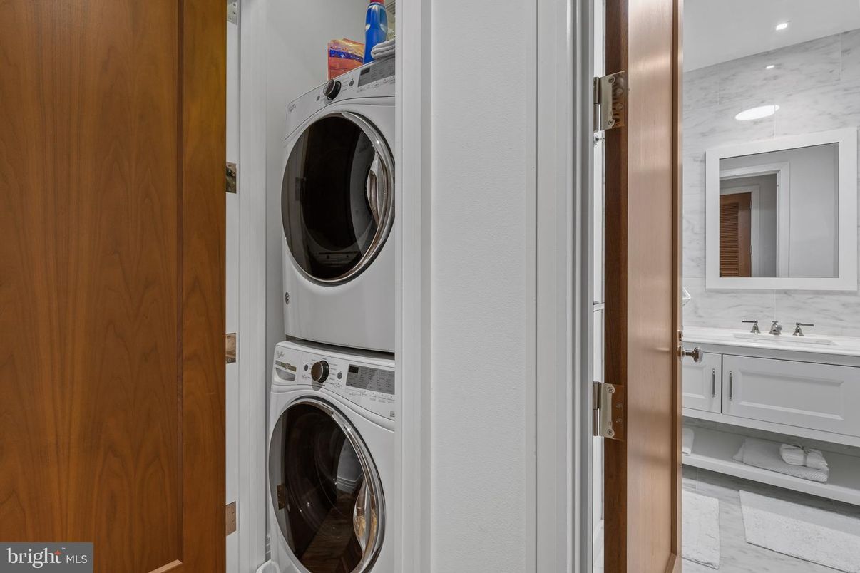 Interior, Marble Walls, Utility Closets, Washer