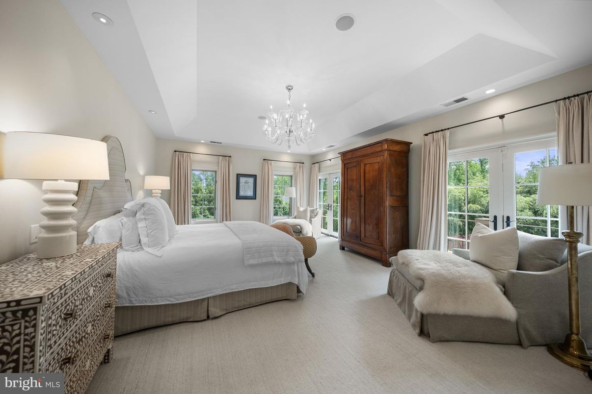 Bedroom, Chandelier, Interior, Recessed Lighting
