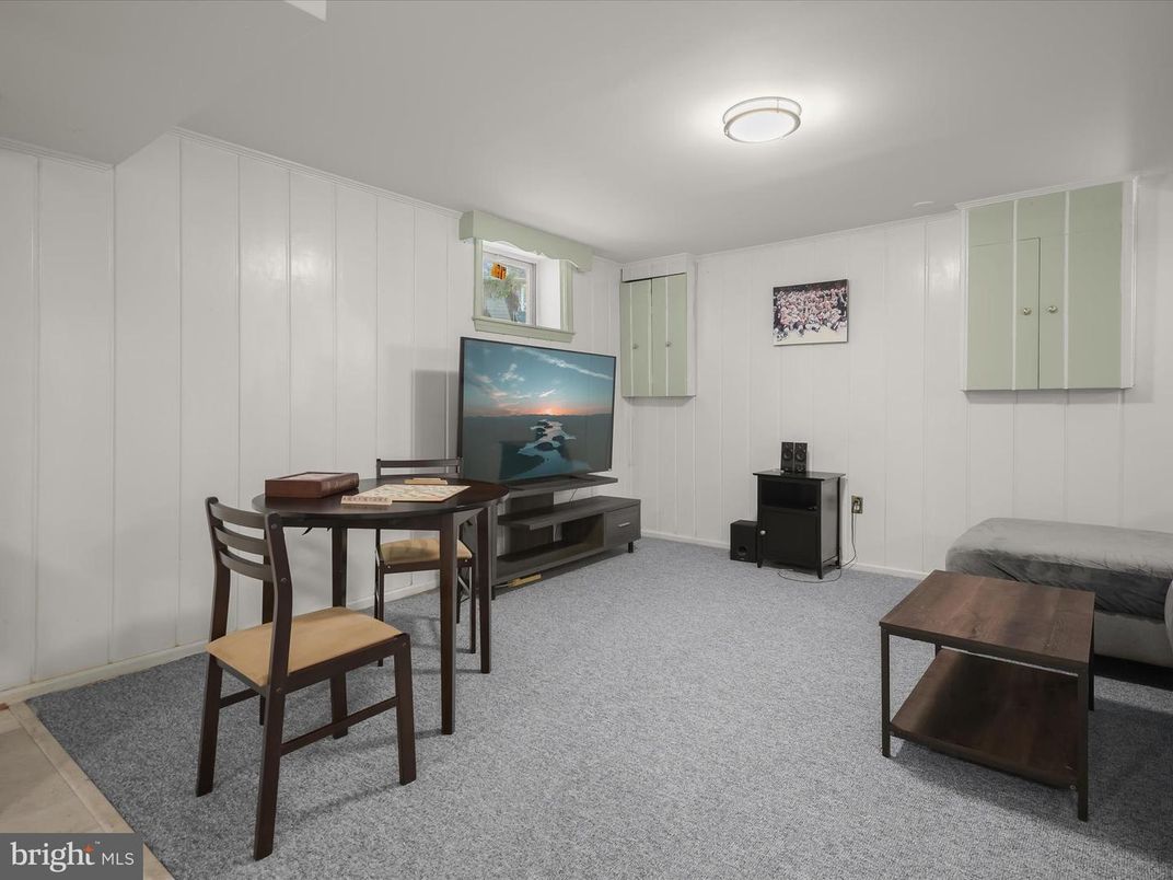 Dining room, Interior