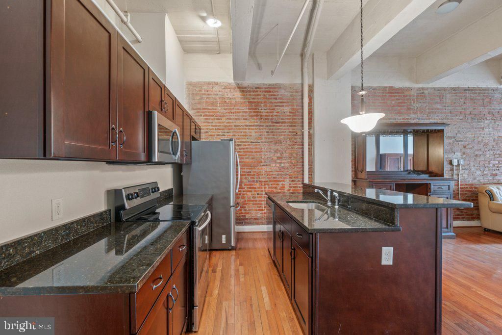 Interior, Kitchen, Pendant Lights, Stone Walls, Wood Texture Flooring
