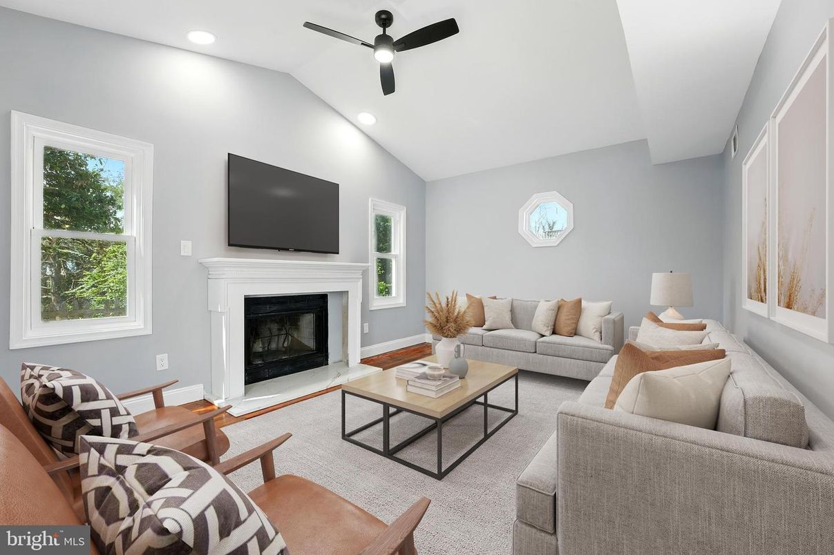 Fireplace, Interior, Living room, Recessed Lighting