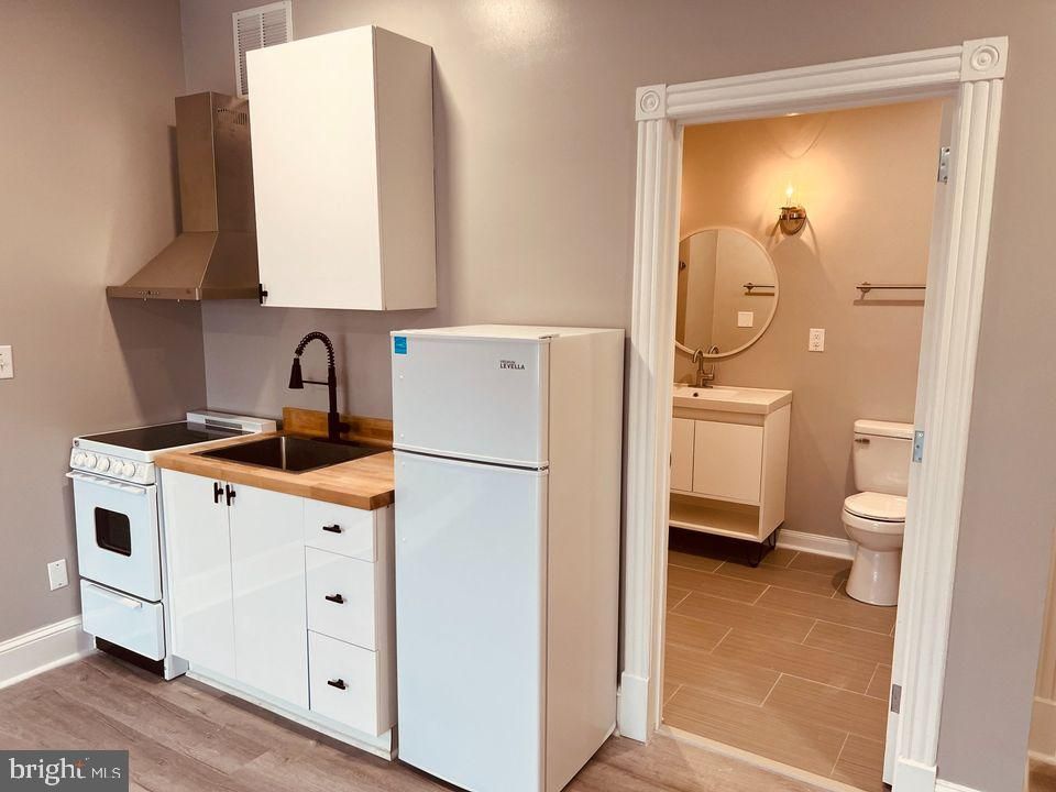 Bathroom, Interior, Kitchen, Wood Texture Flooring