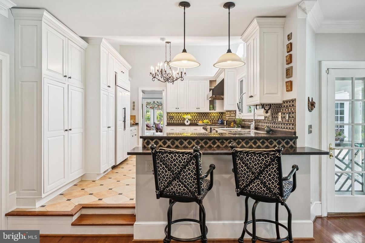 Chandelier, Interior, Kitchen, Pendant Lights, Wood Texture Flooring