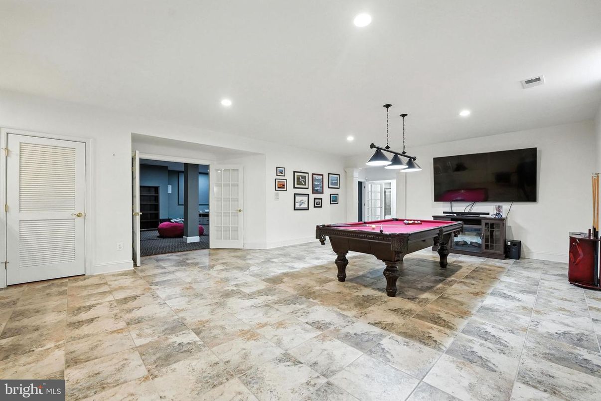 Billiard Table, Game Room, Interior, Pendant Lights, Recessed Lighting