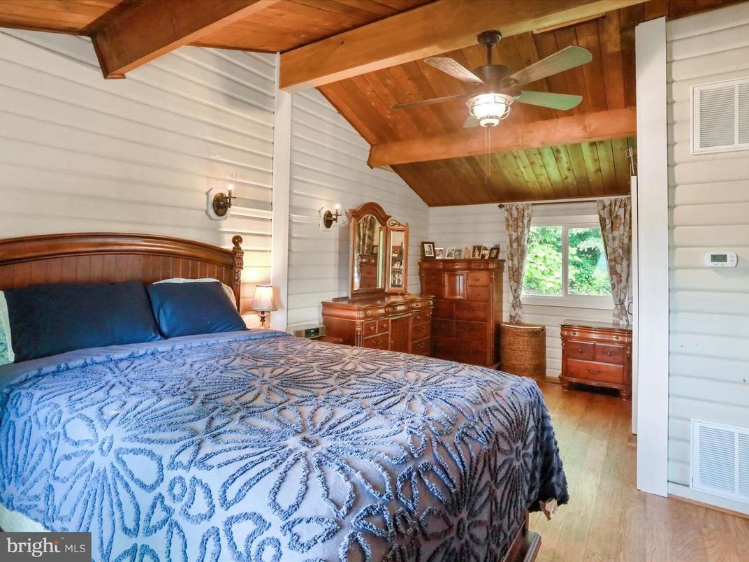 Bedroom, Interior, Wooden Beams, Wooden Ceilings, Wood Texture Flooring