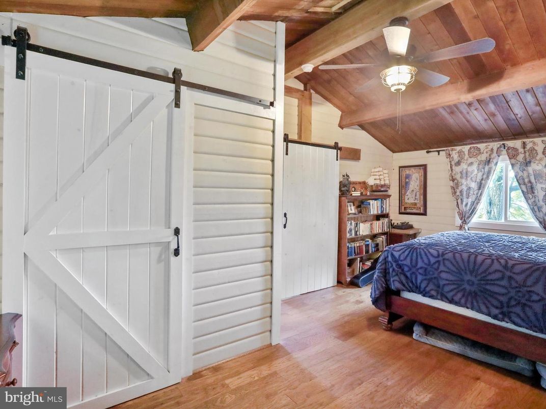 Bedroom, Interior, Wooden Beams, Wooden Ceilings, Wood Texture Flooring