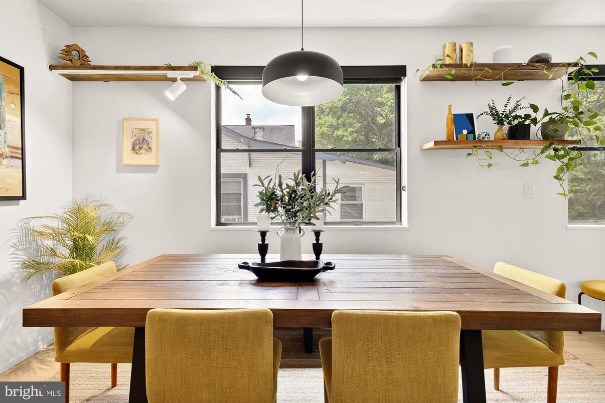 Dining room, Interior, Pendant Lights