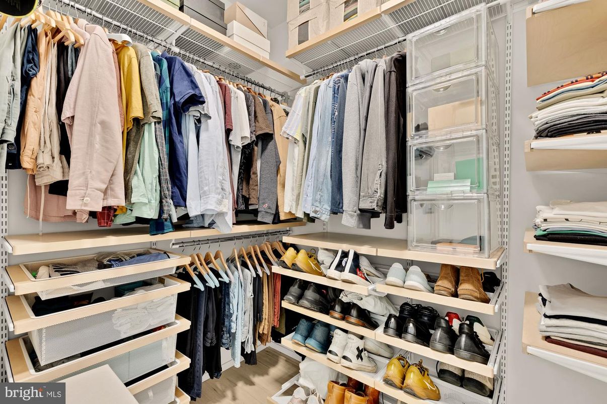 Interior, Walk-in Closets