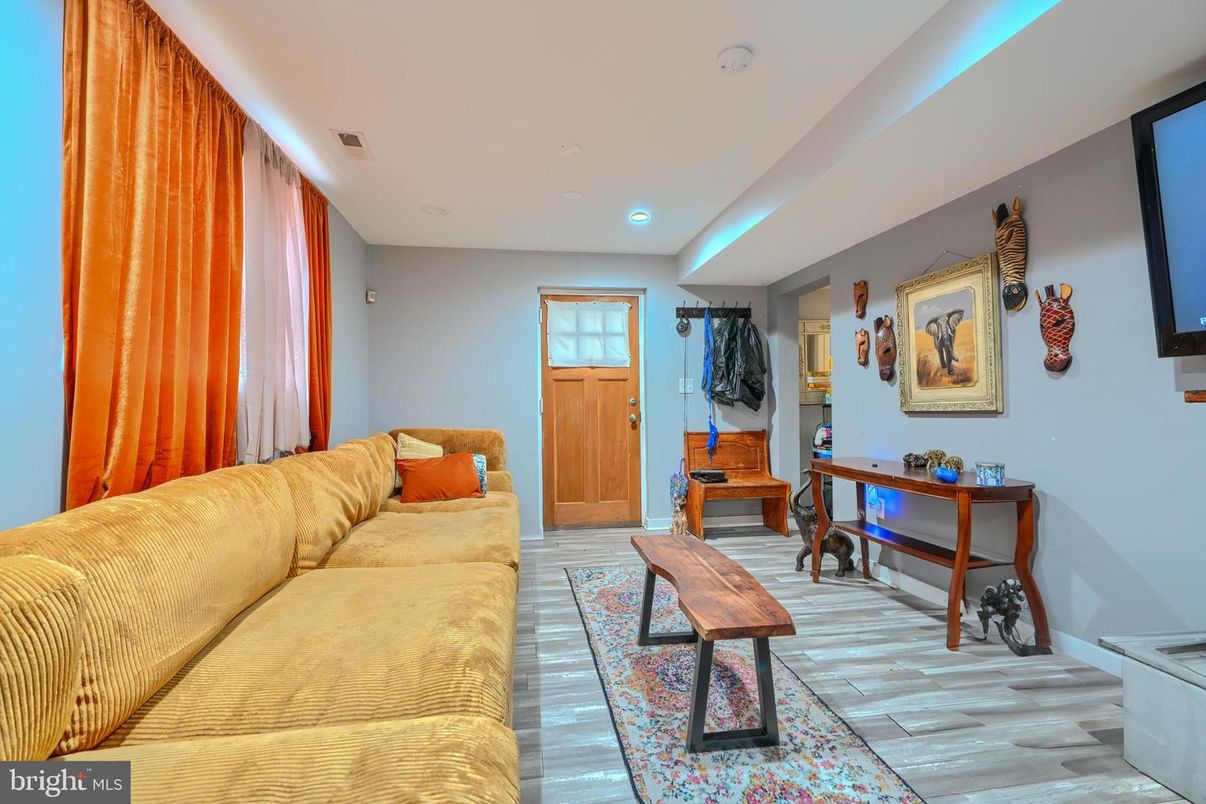 Interior, Recessed Lighting