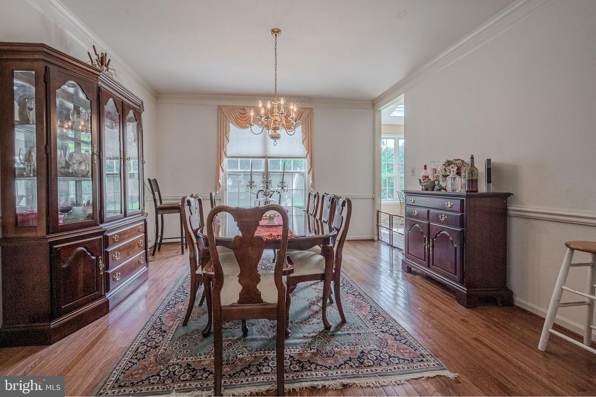 Chandelier, Dining room, Interior, Wood Texture Flooring