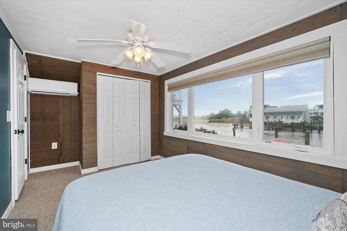 Bedroom, Interior, Water, Wooden Walls