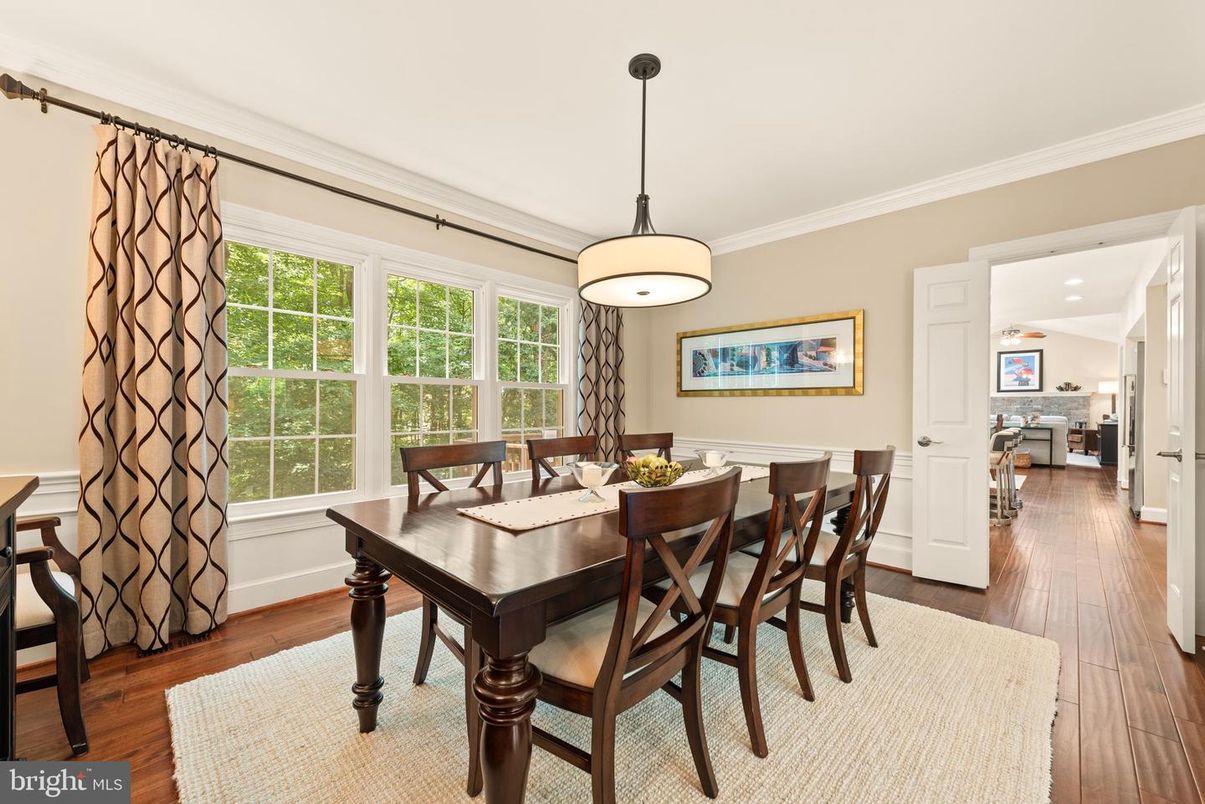 Dining room, Interior, Pendant Lights, Recessed Lighting, Wood Texture Flooring
