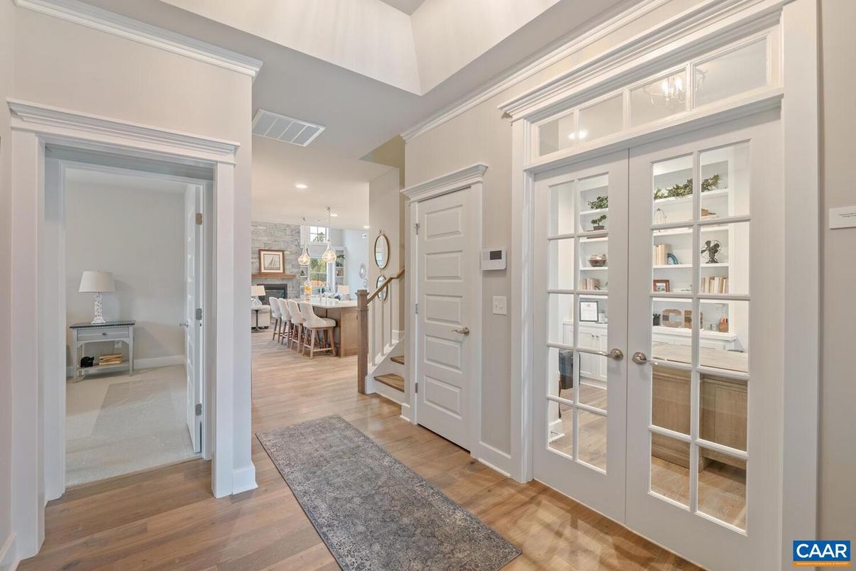 Dining room, Interior, Kitchen, Pendant Lights, Recessed Lighting, Wood Texture Flooring