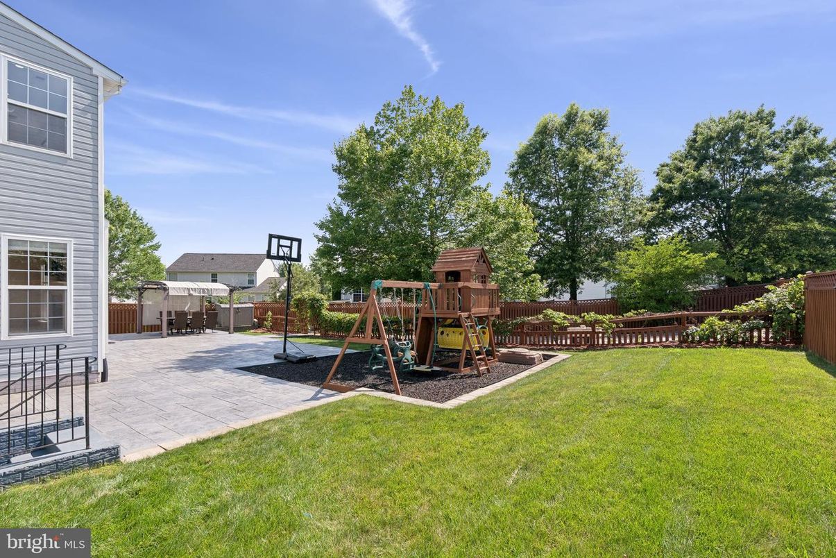 Backyard, Exterior, Playground