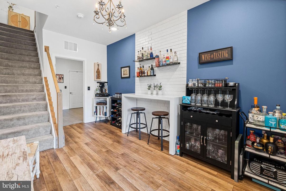 Chandelier, Interior, Wood Texture Flooring