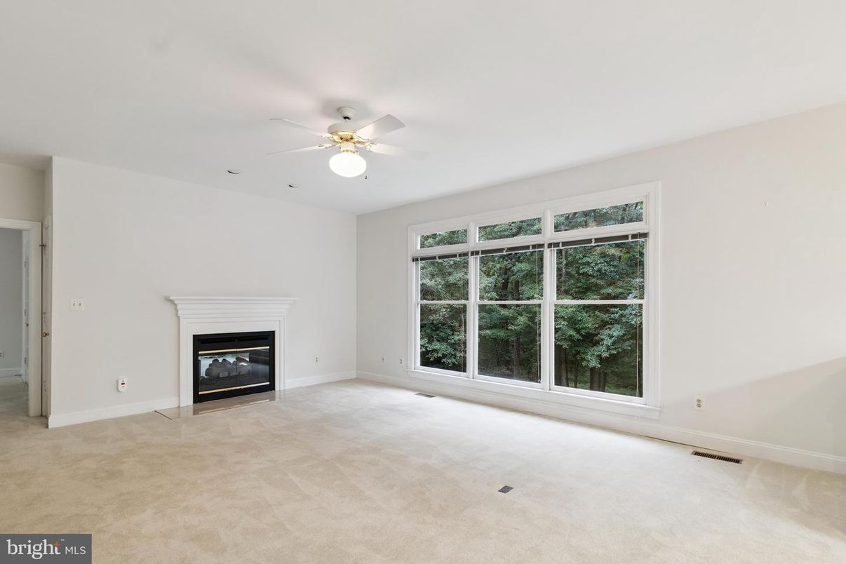 Empty room, Fireplace, Interior
