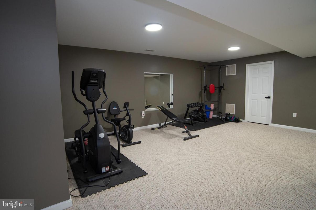 Fitness Equipment, Interior, Recessed Lighting