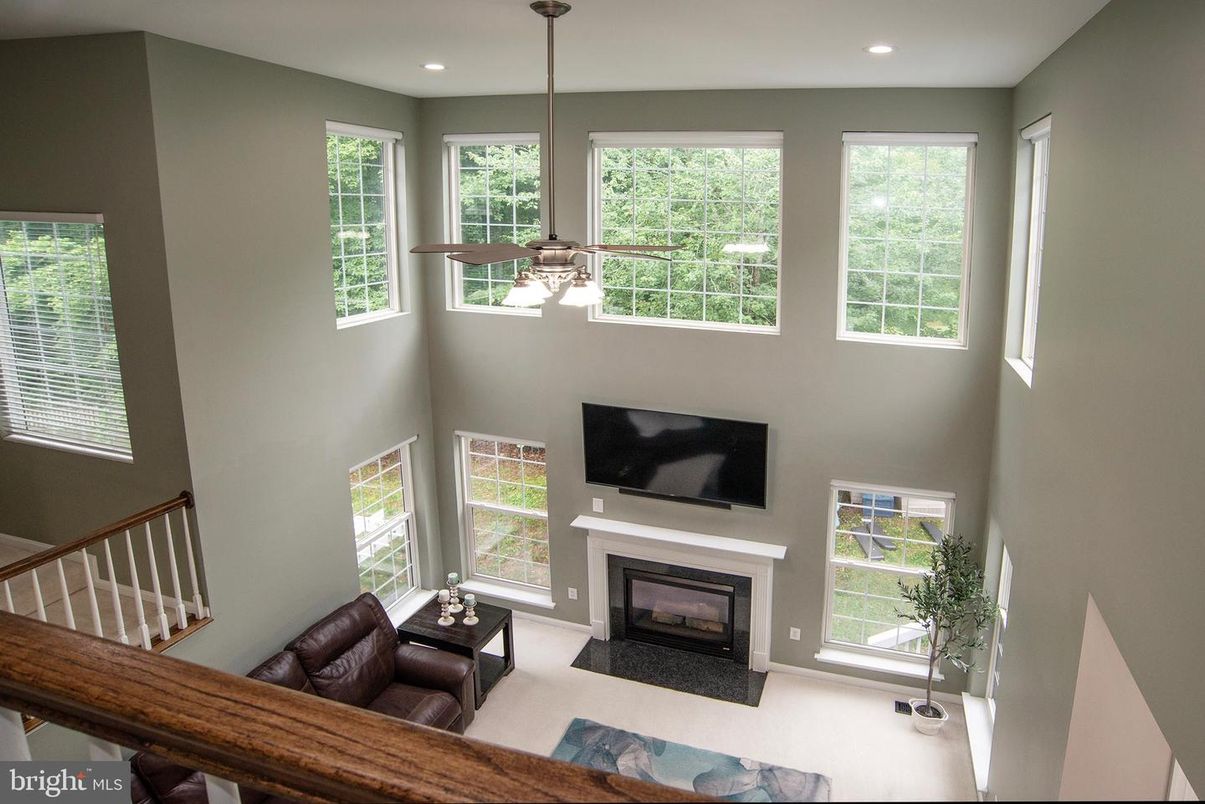 Fireplace, Interior, Living room, Recessed Lighting