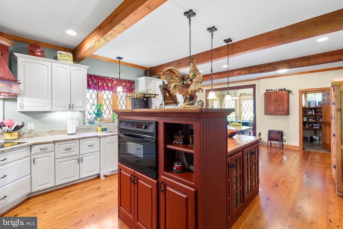 Interior, Kitchen, Pendant Lights, Recessed Lighting, Wooden Beams, Wood Texture Flooring