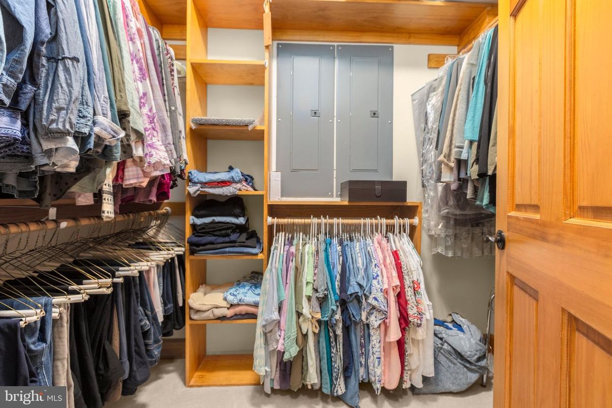Interior, Walk-in Closets