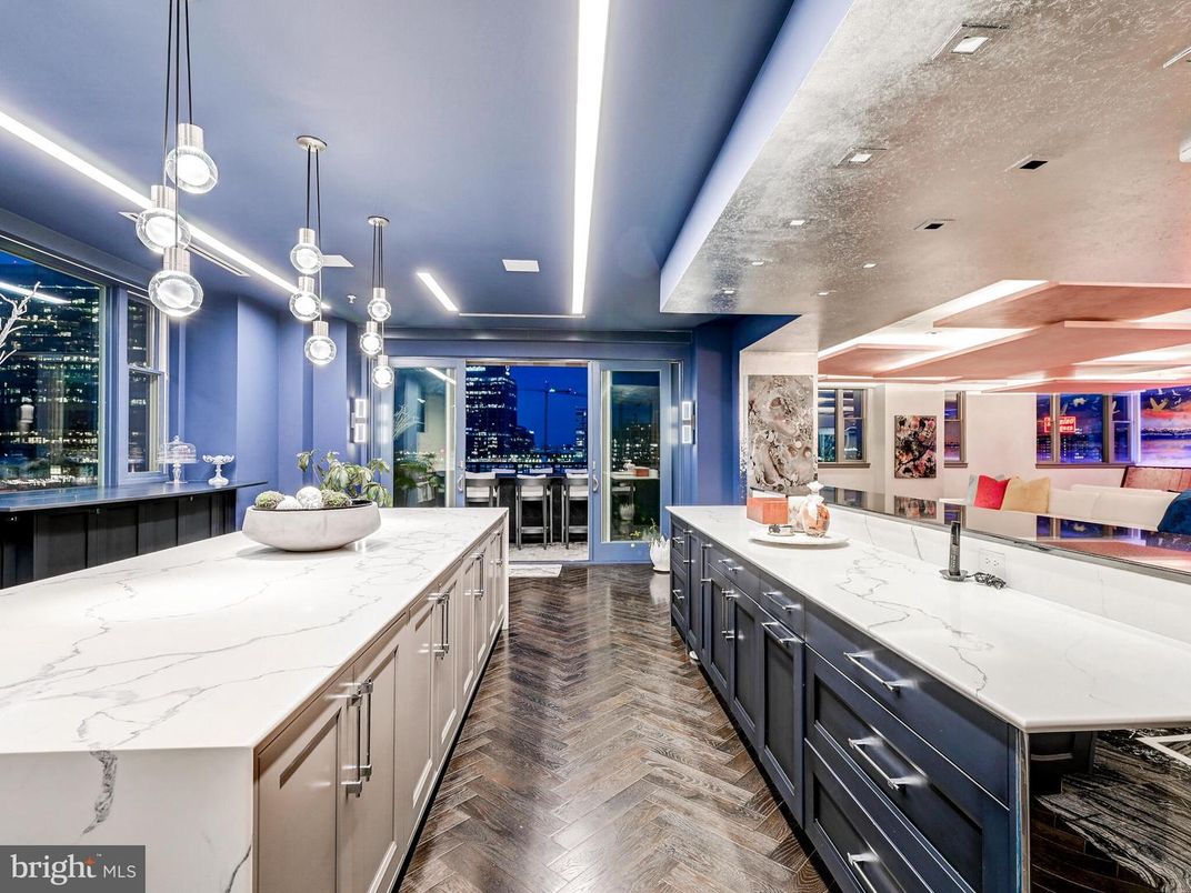 Interior, Kitchen, Pendant Lights, Recessed Lighting, Wood Texture Flooring