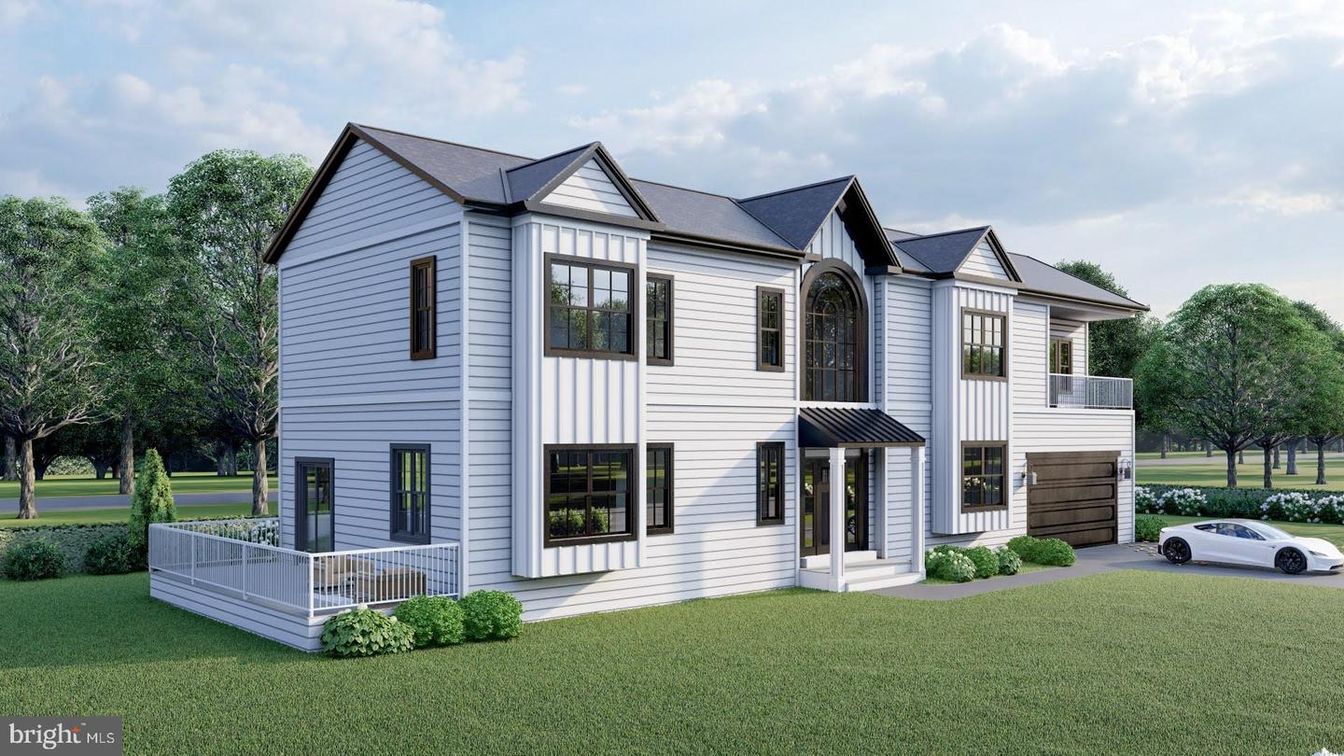 Backyard, Exterior, Facade, Farmhouse