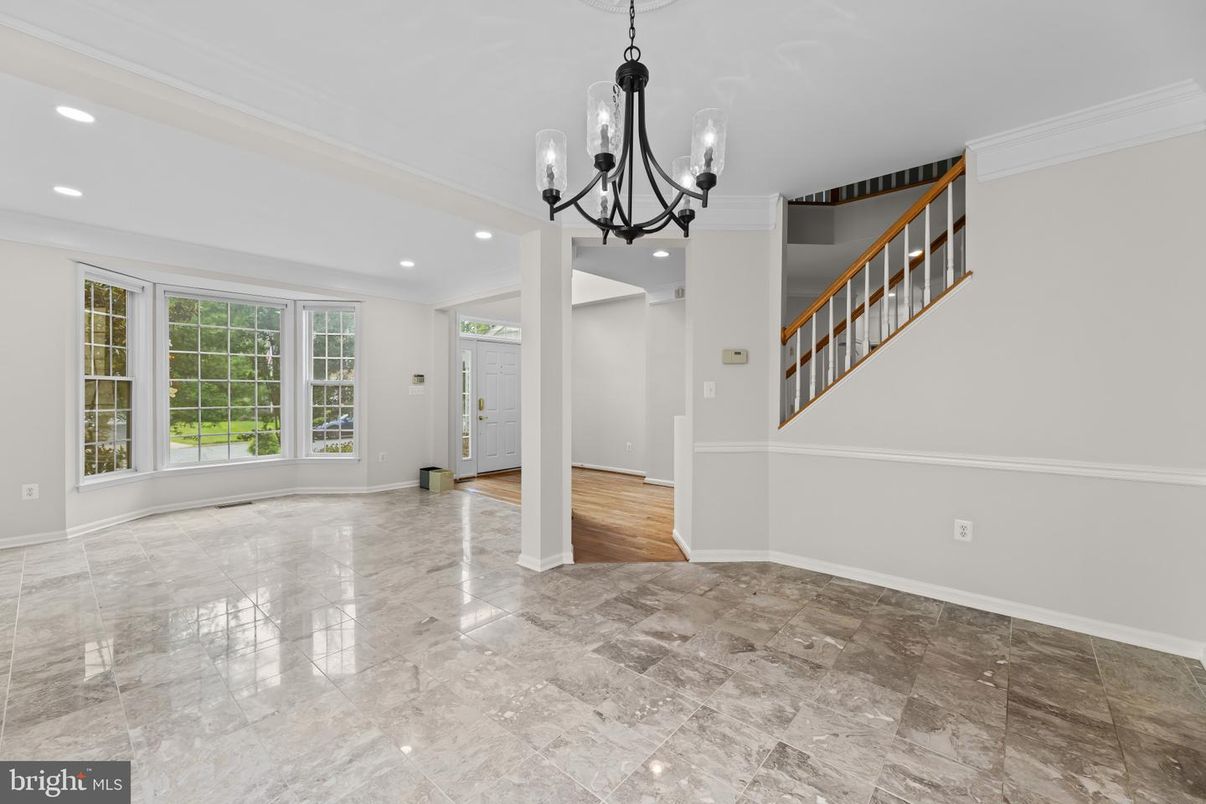 Chandelier, Empty room, Interior, Recessed Lighting, Wood Texture Flooring