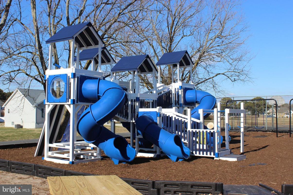 Backyard, Exterior, Playground