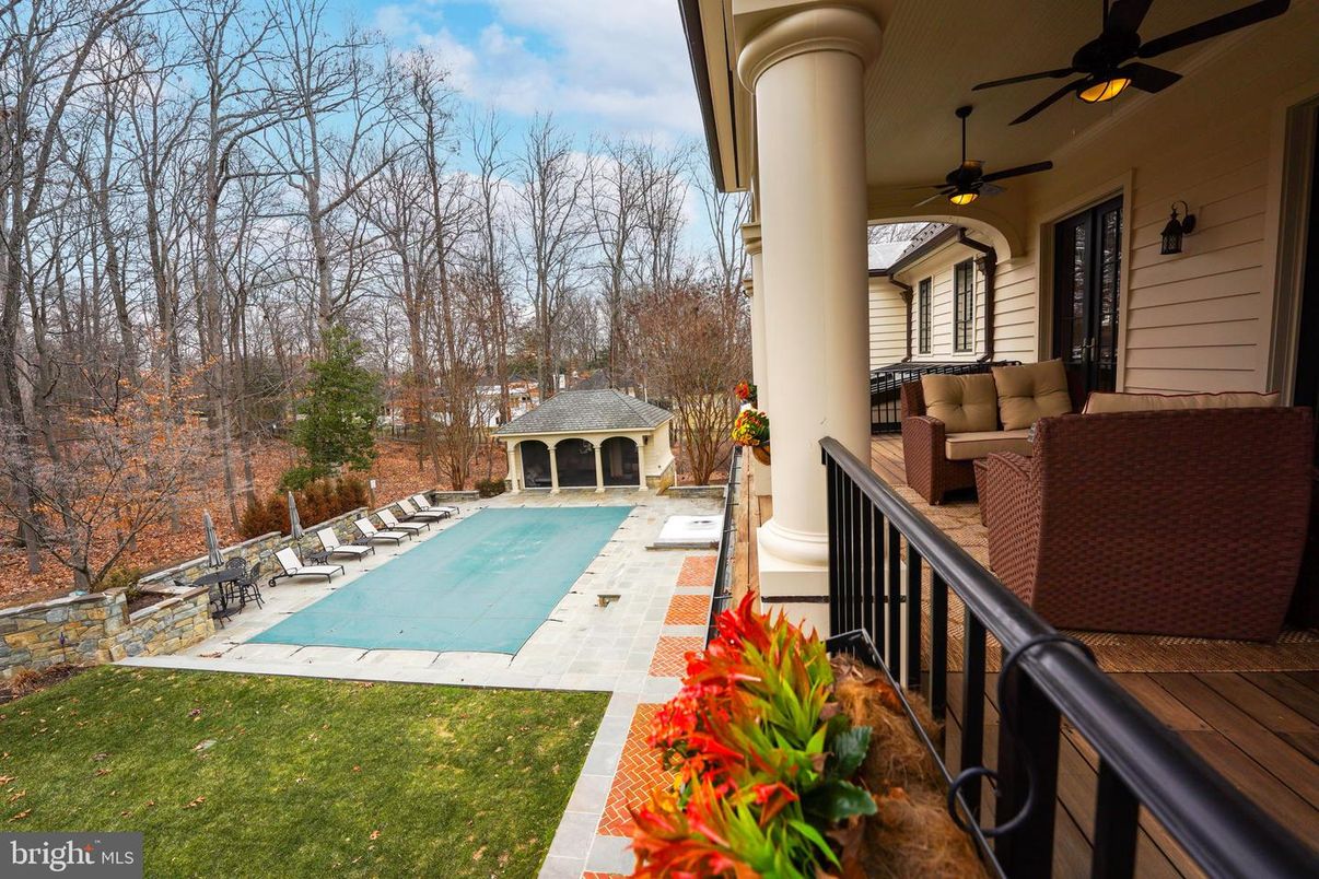 Backyard, Exterior, Pool