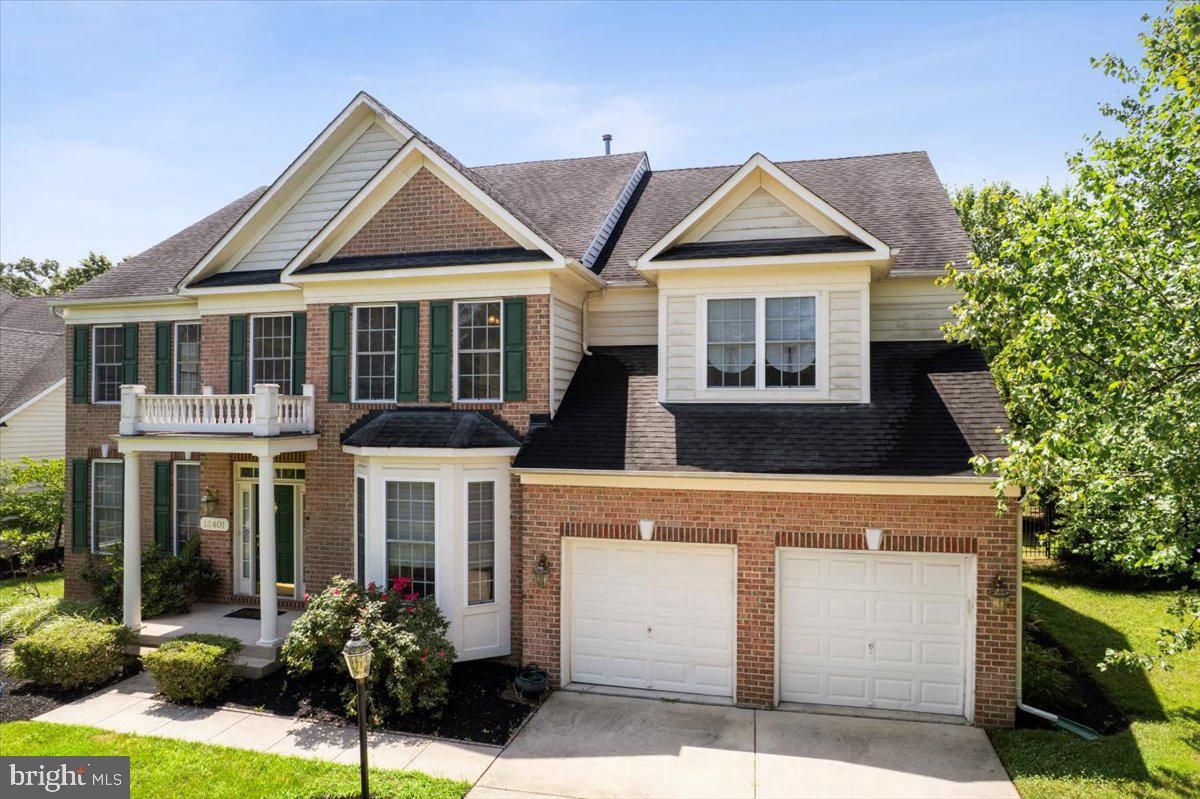 Attached, Exterior, Facade, Brick Facade, Brick Traditional