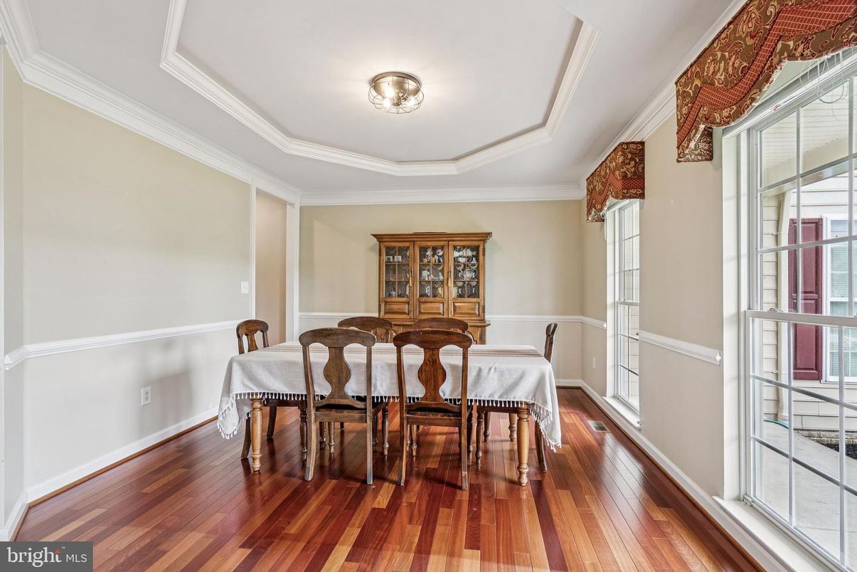 Dining room, Interior, Wood Texture Flooring