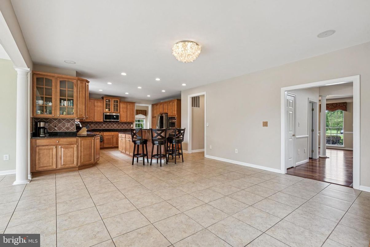 Chandelier, Interior, Kitchen, Recessed Lighting, Wood Texture Flooring