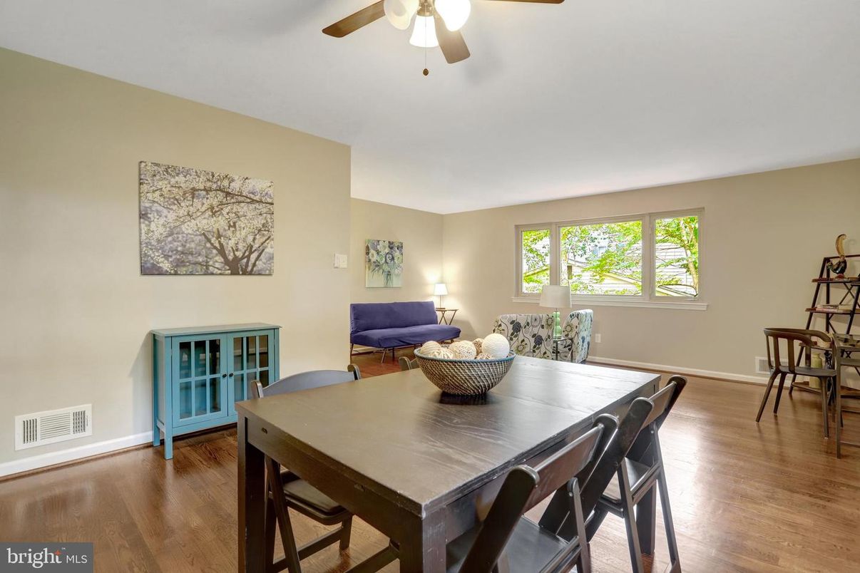 Dining room, Interior, Wood Texture Flooring
