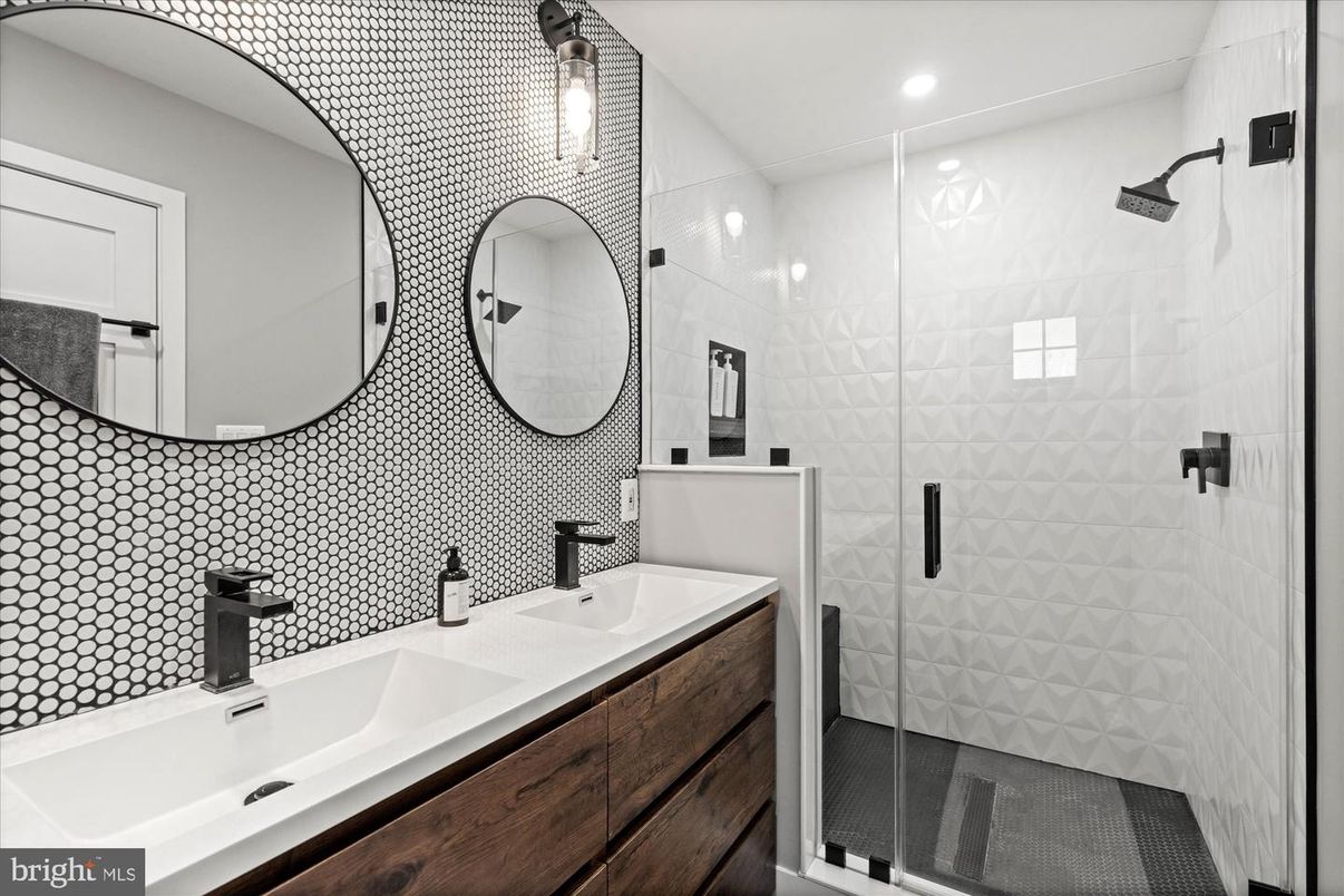 Bathroom, Dual Sink Vanities, Glass Shower, Interior, Recessed Lighting