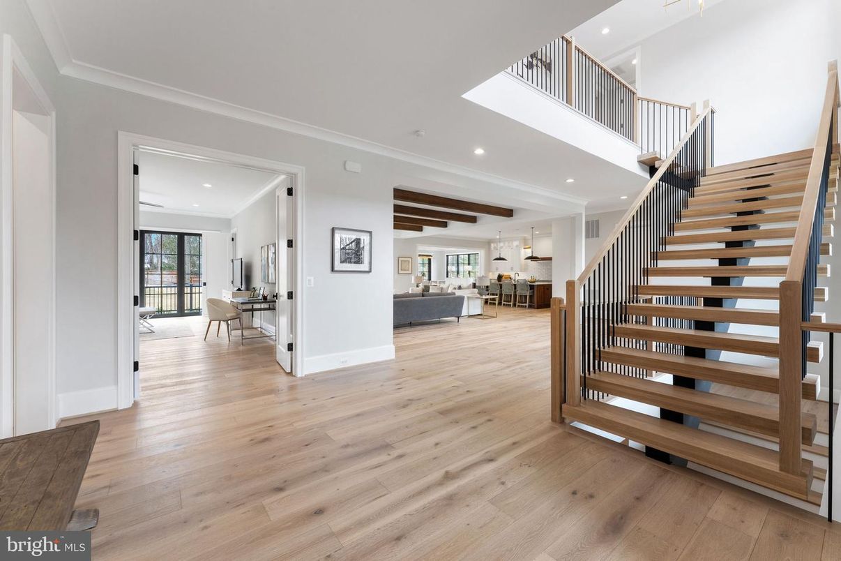 Interior, Recessed Lighting, Wooden Beams, Wood Texture Flooring