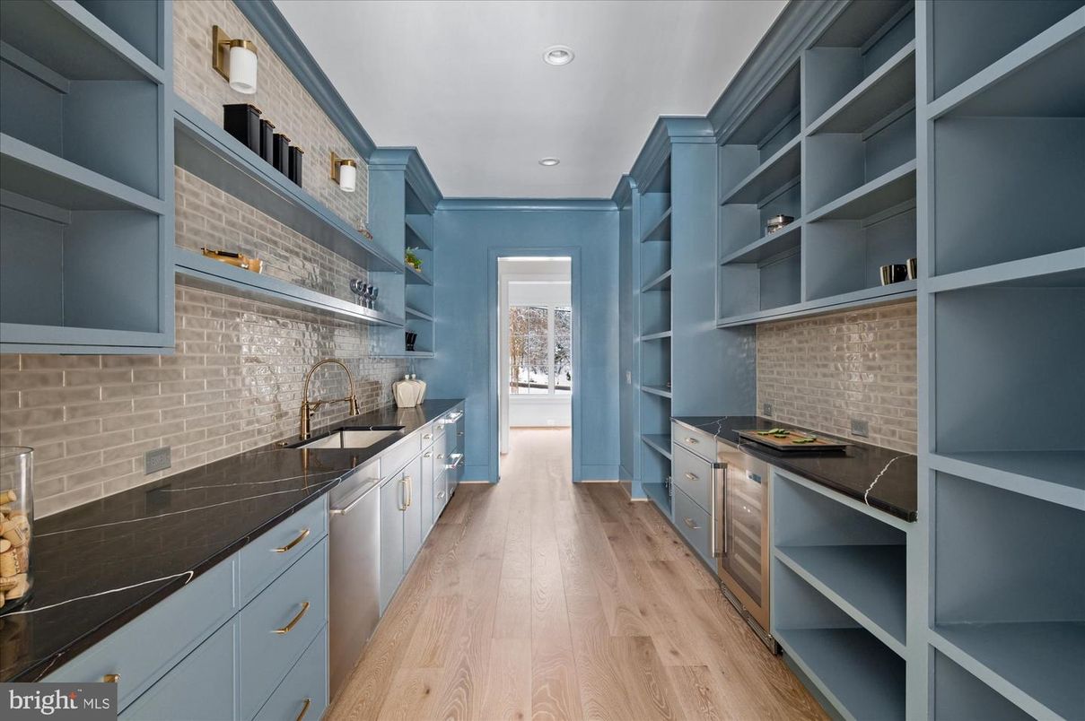 Interior, Kitchen, Recessed Lighting, Stone Walls, Wood Texture Flooring