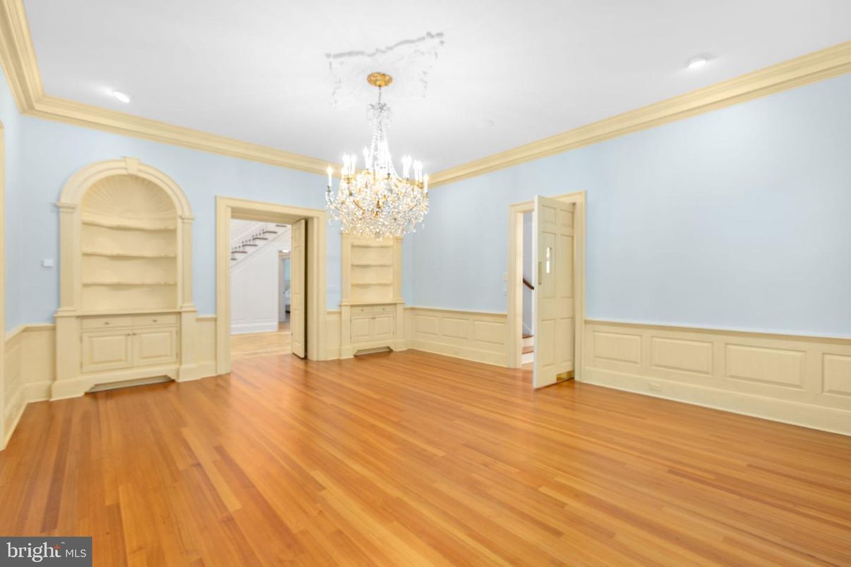 Chandelier, Empty room, Interior, Recessed Lighting, Wood Texture Flooring