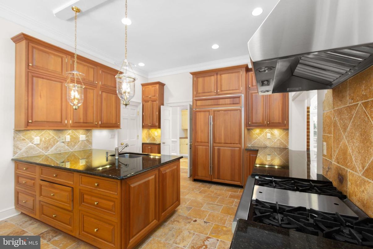 Interior, Kitchen, Pendant Lights, Recessed Lighting
