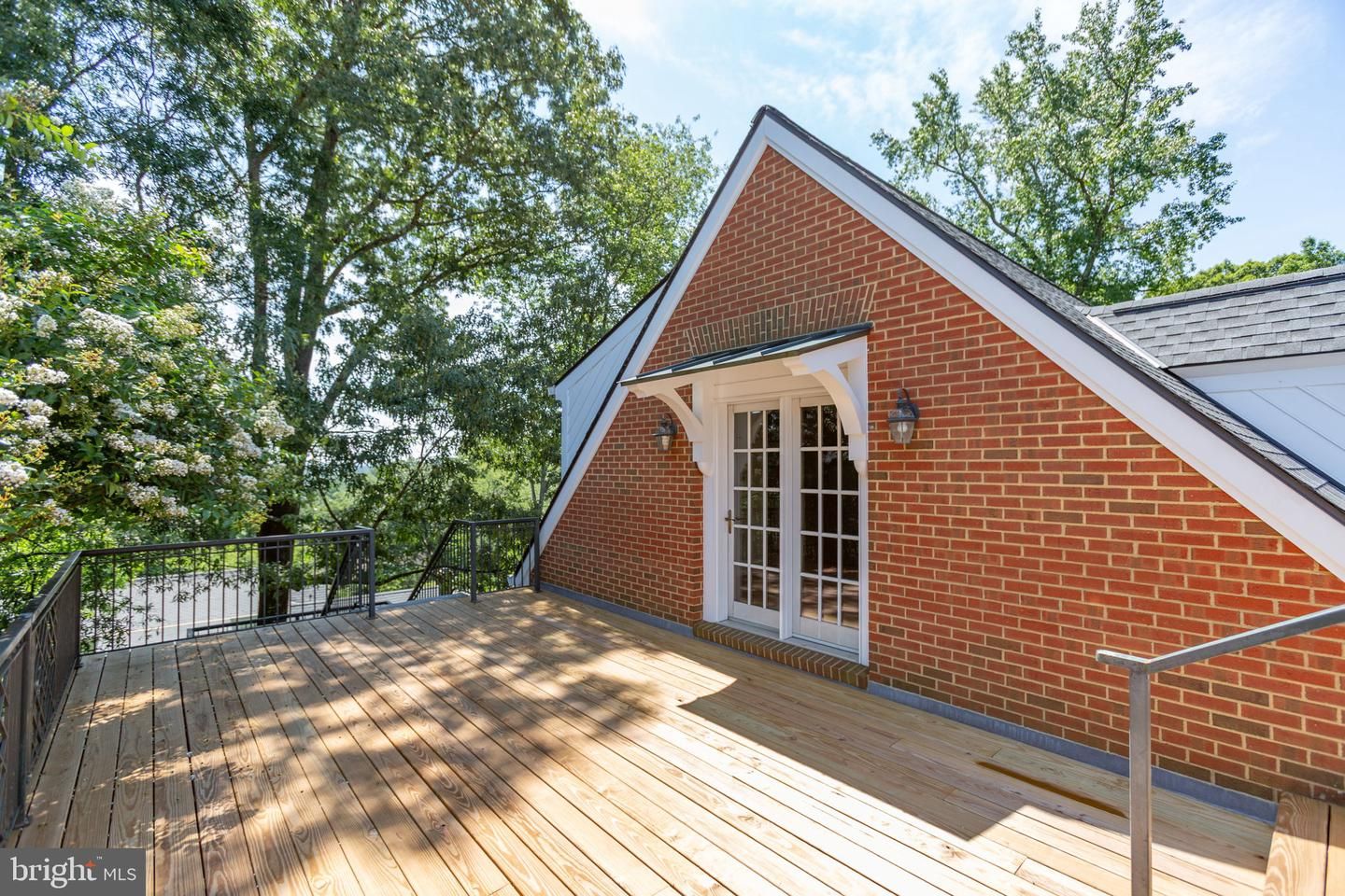Exterior, Wood Texture Flooring