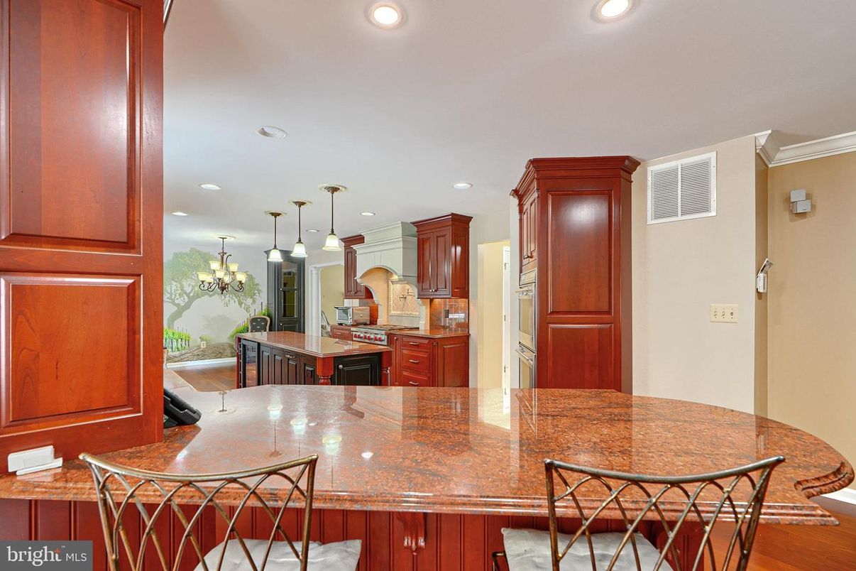 Interior, Kitchen, Pendant Lights, Recessed Lighting