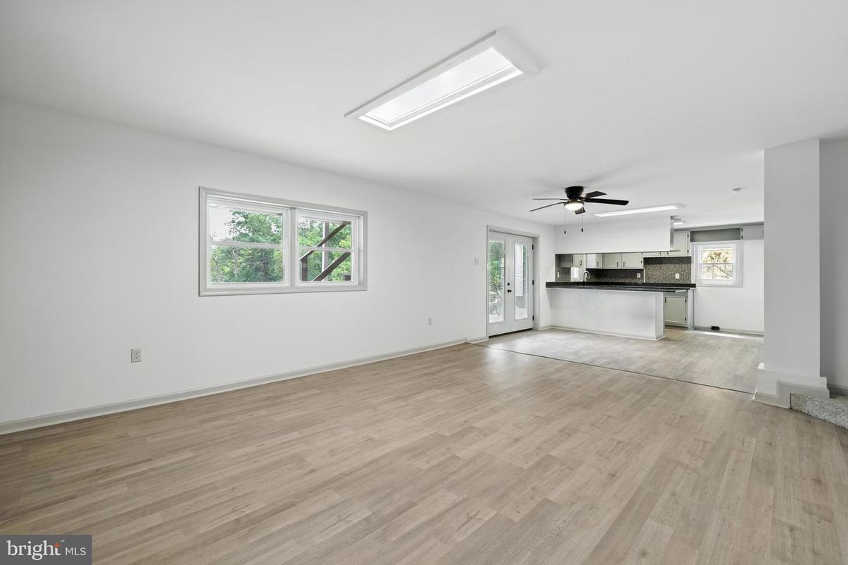 Empty room, Interior, Kitchen, Wood Texture Flooring
