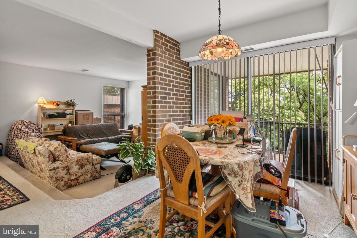 Dining room, Interior, Living room, Pendant Lights, Stone Walls