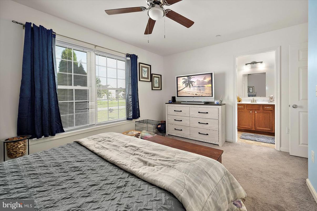 Bathroom, Bedroom, Interior