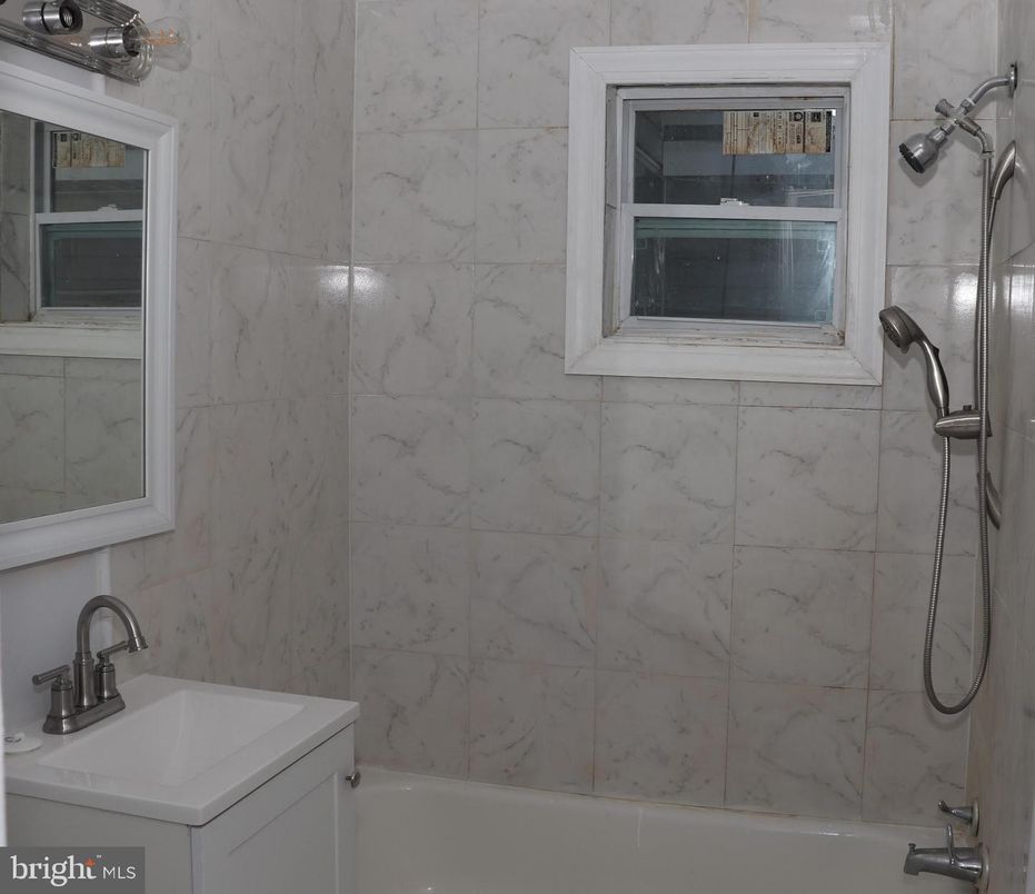 Bathroom, Interior, Marble Walls