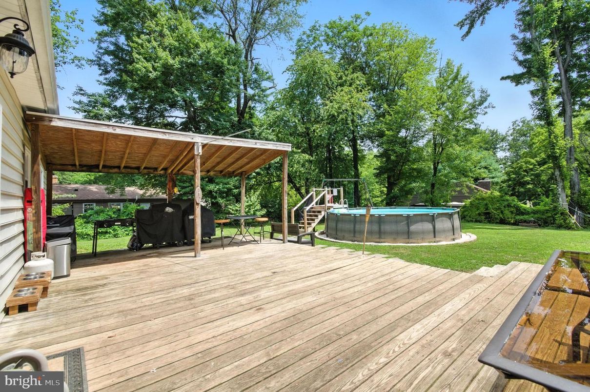 Backyard, Exterior, Pool