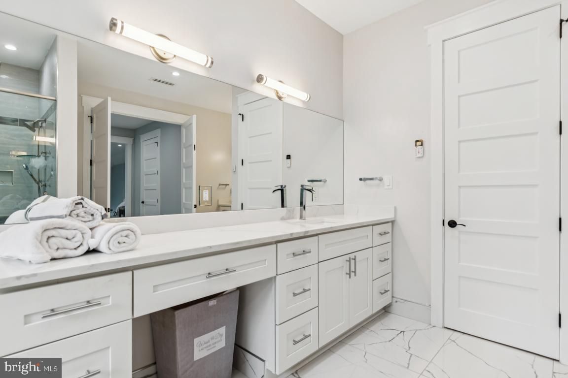 Bathroom, Dual Sink Vanities, Interior, Marble, Recessed Lighting