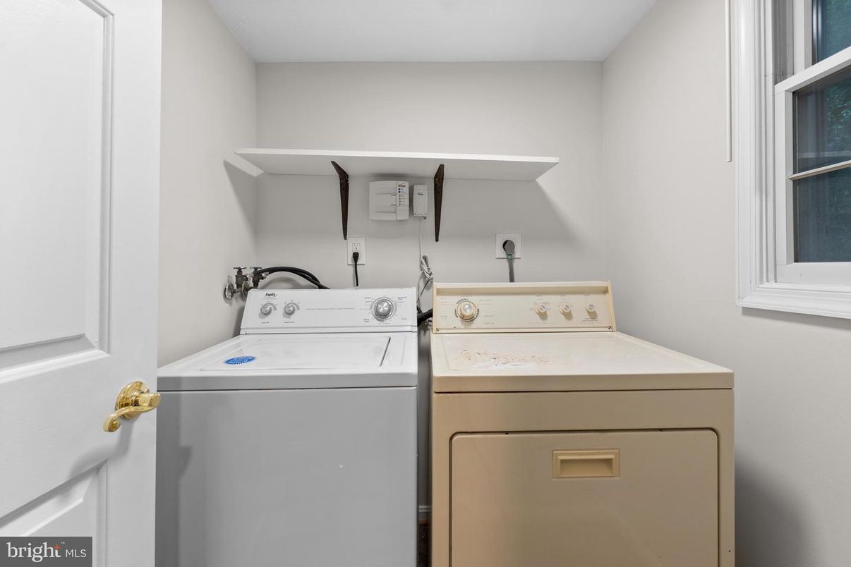 Interior, Utility Closets, Washer