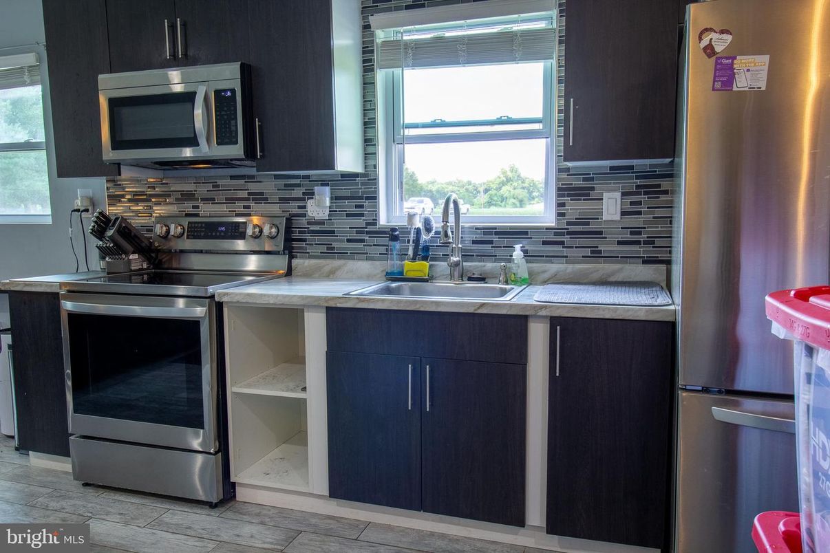 Interior, Kitchen, Stainless Steel Appliances