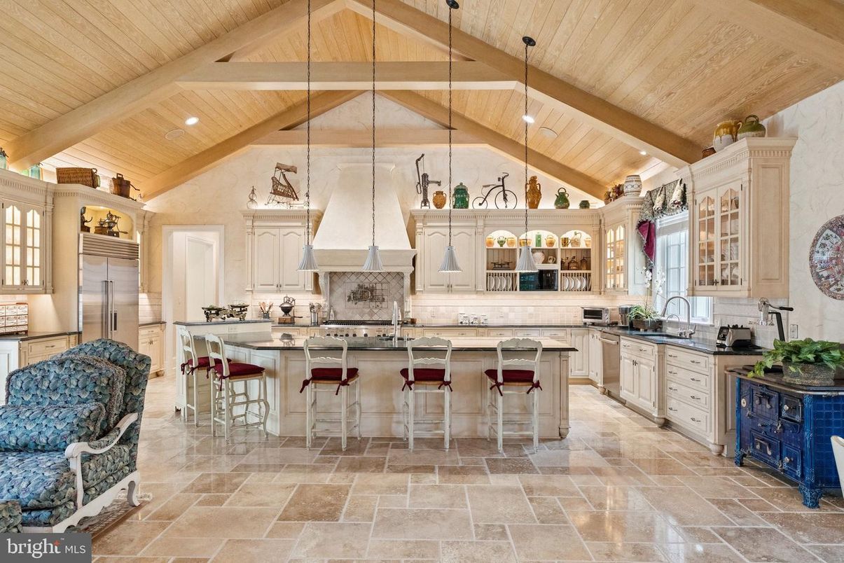 Interior, Kitchen, Pendant Lights, Recessed Lighting, Stainless Steel Appliances, Wooden Beams, Wooden Ceilings