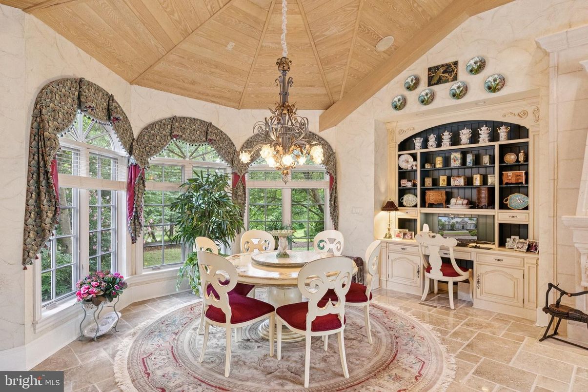 Chandelier, Dining room, Interior, Wooden Ceilings